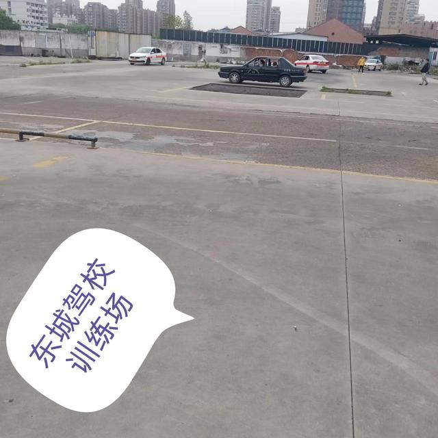 考驾驶证体检需要照片吗，考驾照体检要带什么证件？