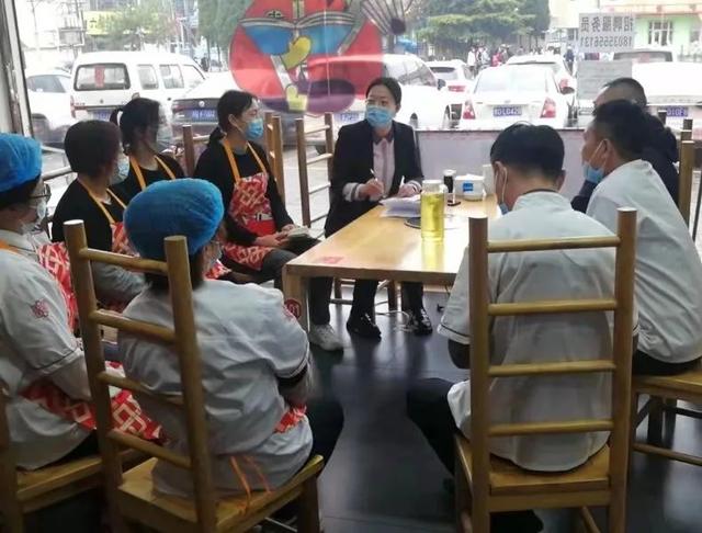 袁记串串香官网加盟费（袁记串串香官网电话）