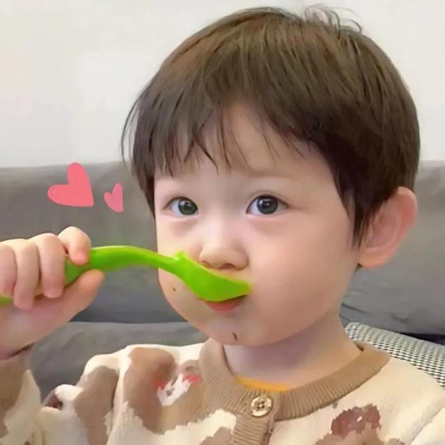 姓李抖音昵称女生简短干净，姓李抖音昵称女生简短干净英文？