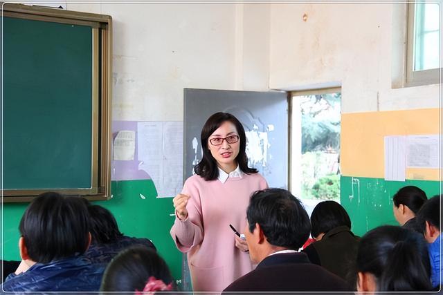 女人做什么行业最挣钱而有稳定性，女人做什么行业最挣钱而有稳定性呢？