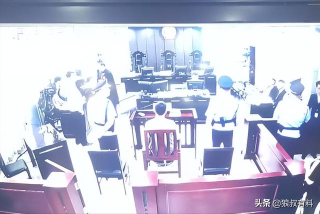 流氓师表彭哥（流氓师表彭歌）