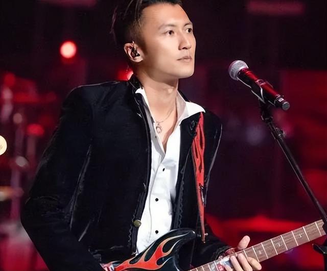 谢霆锋为什么怕陈坤（陈坤为什么不怕谢霆锋）