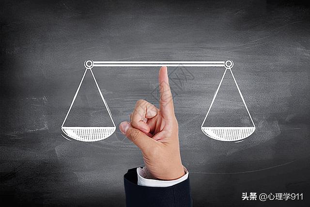 利他主义的表现有哪些，利他主义的表现是辛苦我一个幸福十万家？
