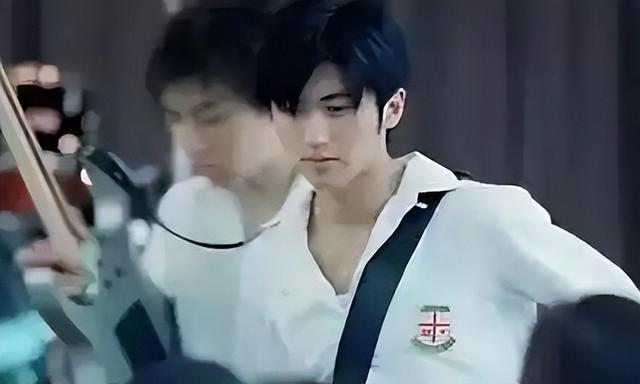 谢霆锋为什么怕陈坤（陈坤为什么不怕谢霆锋）