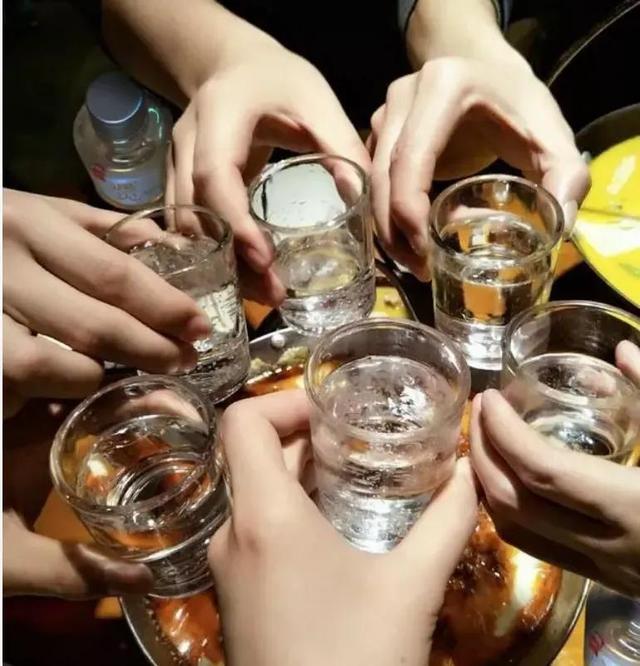 5年属牛36一生两次婚姻（85年属牛女一生几次婚姻）"