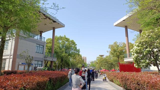 多喜爱冰激凌店（多喜爱冰激凌机）