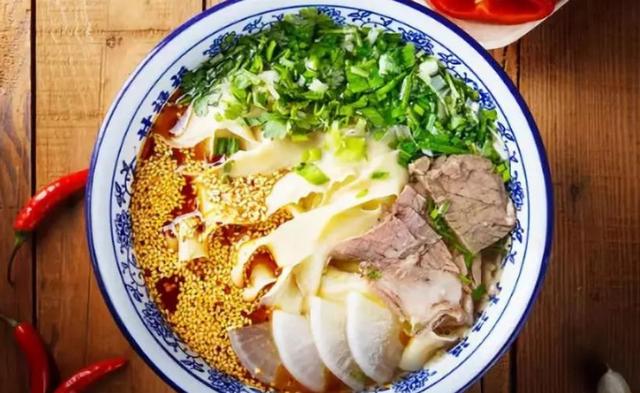 兰州牛肉面加盟十大排名名字（兰州牛肉面加盟十大排名电话）